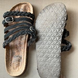 Black suede strap Slides